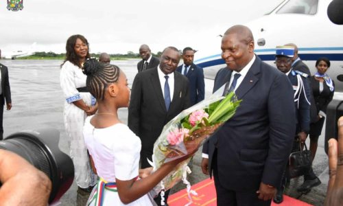 IMAGES DE LA VISITE OFFICIELLE DU PRÉSIDENT EN EXERCICE DE LA CEMAC FAUSTIN ARCHANGE TOUADERA AU PARLEMENT DE LA CEMAC A MALABOIMAGE