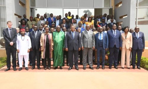 DISCOURS DU PRESIDENT DE LA REPUBLIQUE, CHEF DE L’ETAT A L’OCCASION DE LA SESSION SPECIALE DU COMITE EXECUTIF ET DE SUIVI DE L’ACCORD POLITIQUE POUR LA PAIX ET LA RECONCILIATION EN REPUBLIQUE CENTRAFRICAINE