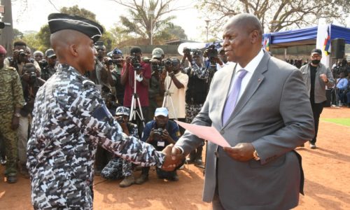 DISCOURS DE SON EXCELLENCE PR. FAUSTIN ARCHANGE TOUADERA, PRESIDENT DE LA REPUBLIQUE, CHEF DE L’ETAT, CHEF SUPREME DES ARMEES,A L’OCCASION DE LA CEREMONIE DE FIN DE FORMATION DES ELEVES GARDIENS DE LA PAIX DE LA 21ÉME PROMOTION