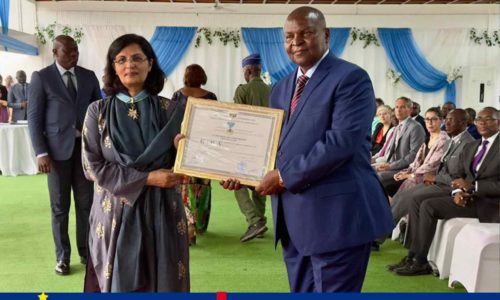 CÉRÉMONIE DE DÉCORATION DE MADAME SANIA NISHTAR, DIRECTRICE GENERALE DE GAVI